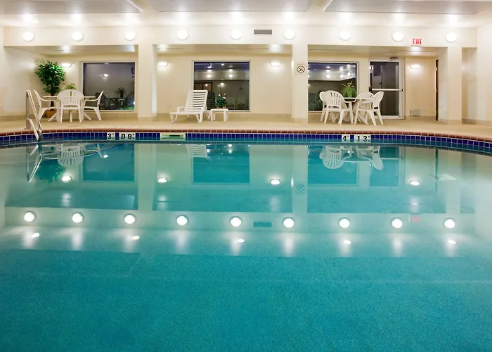 Holiday Inn Express & Suites Yankton By Ihg